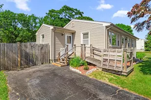 20 Rotary Dr, West Warwick, RI 02893 - Photo 4