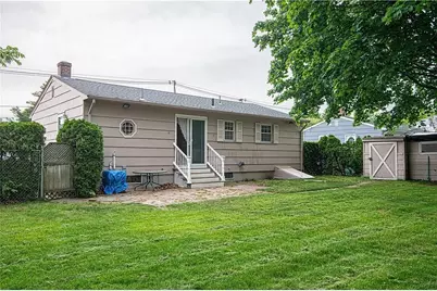 130 Kerri Lyn Road, Warwick, RI 02889 - Photo 2