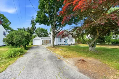512 Woonasquatucket Avenue, North Providence, RI 02911 - Photo 2