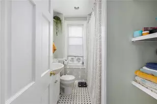 54 Barton St, Providence, RI 02909 - Photo 22