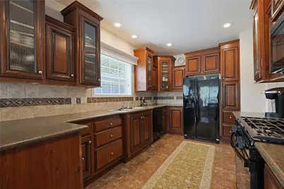 65 Lark Lane, Tiverton, RI 02878 - Photo 8