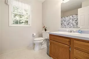 5 Wingate Rd, South Kingstown, RI 02879 - Photo 18
