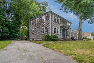 119 Rounds Ave, East Providence, RI 02915 - Photo 2