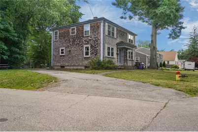 119 Rounds Avenue, East Providence, RI 02915 - Photo 16