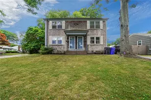 119 Rounds Ave, East Providence, RI 02915 - Photo 18