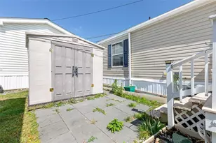 27 Woodward Road 40, Lincoln, RI 02865 - Photo 6
