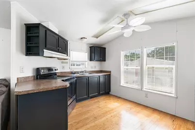 27 Woodward Road, 40, Lincoln, RI 02865 - Photo 14