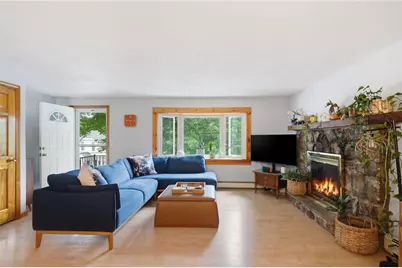 27 Royal Avenue, Cranston, RI 02920 - Photo 2