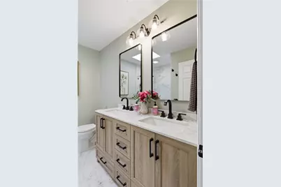435 Scituate Avenue #2C, Cranston, RI 02921 - Photo 16