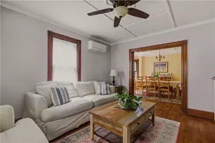 24 Thurston Ave, Newport, RI 02840 - Photo 8