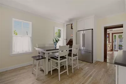 24 Thurston Avenue, Newport, RI 02840 - Photo 18