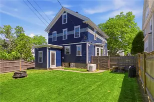 24 Thurston Ave, Newport, RI 02840 - Photo 40