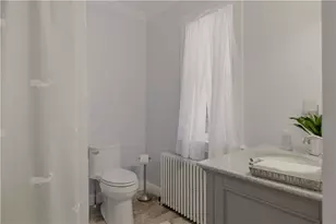 24 Thurston Ave, Newport, RI 02840 - Photo 14
