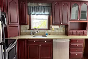 52 Elm Dr, Cranston, RI 02920 - Photo 8