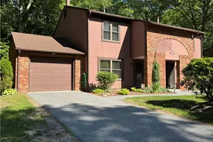 41 Pheasant Run, Smithfield, RI 02917 - Photo 1