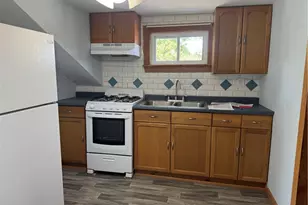 1296 Stafford Rd, Tiverton, RI 02878 - Photo 4