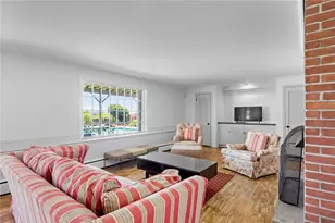172 Eustis Ave, Newport, RI 02840 - Photo 36