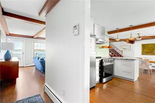 172 Eustis Ave, Newport, RI 02840 - Photo 20