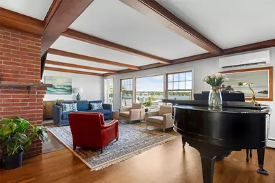 172 Eustis Avenue, Newport, RI 02840 - Photo 14