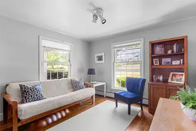 172 Eustis Avenue, Newport, RI 02840 - Photo 32