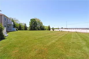 314 Chases Ln, Middletown, RI 02842 - Photo 8