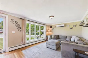 205 Baldwin Rd, Warwick, RI 02886 - Photo 8