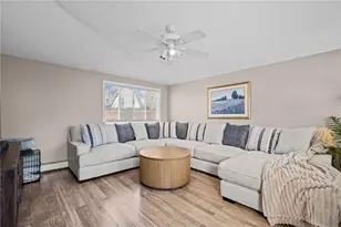 10 Denver Ave, Cranston, RI 02905 - Photo 18