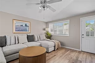 10 Denver Ave, Cranston, RI 02905 - Photo 20