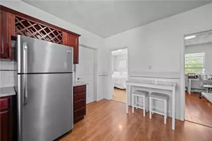 10 Denver Ave, Cranston, RI 02905 - Photo 26