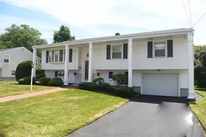 20 Bicentennial Way, North Providence, RI 02911 - Photo 2