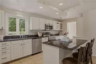 32 James Francis Terrace, Middletown, RI 02842 - Photo 10