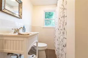 15 Gage St, Warwick, RI 02889 - Photo 16