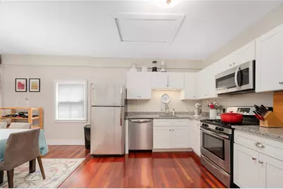 407 Broadway #2, Providence, RI 02909 - Photo 6