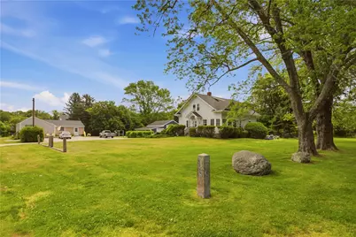 21 East Road, Tiverton, RI 02878 - Photo 2