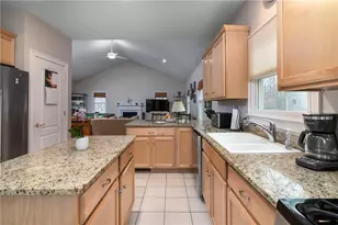5 Hazelton Ln, South Kingstown, RI 02892 - Photo 4