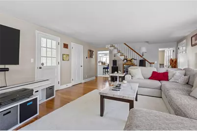 74 Youngs Avenue, West Warwick, RI 02893 - Photo 4