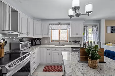 74 Youngs Avenue, West Warwick, RI 02893 - Photo 6
