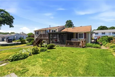 14 Oak Street, West Warwick, RI 02893 - Photo 4