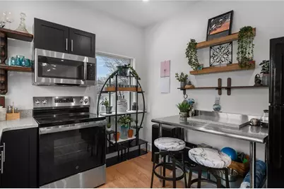 97 Eustis Avenue #2, Newport, RI 02840 - Photo 10