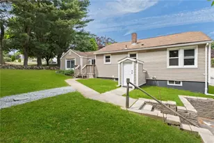 9 Emelia St, Johnston, RI 02919 - Photo 2