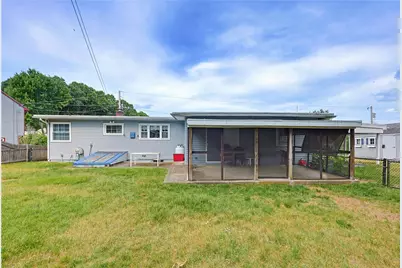 102 Grace Avenue, Woonsocket, RI 02895 - Photo 38