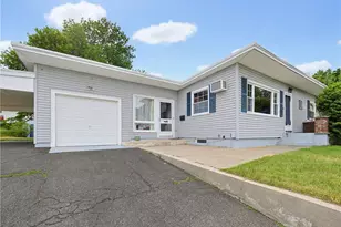 102 Grace Ave, Woonsocket, RI 02895 - Photo 4