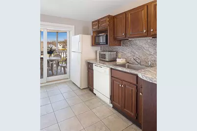 551 Thames Street #H3, H4, H5, Newport, RI 02840 - Photo 30