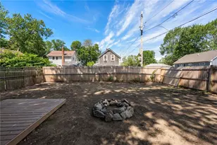 421 Pequot Ave, Warwick, RI 02889 - Photo 24