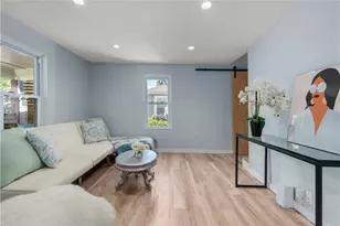 421 Pequot Ave, Warwick, RI 02889 - Photo 8