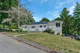 83 Valente Dr, Cranston, RI 02920 - Photo 28