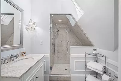 541 Bellevue Avenue #5, Newport, RI 02840 - Photo 18