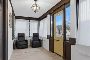 44 Holburn Ave, Cranston, RI 02910 - Photo 14