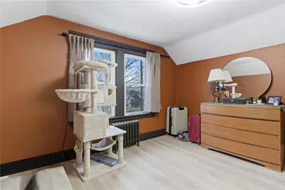 44 Holburn Avenue, Cranston, RI 02910 - Photo 20