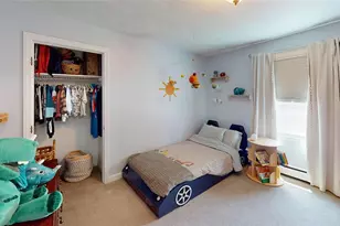 38 Vanstone Ave, Warwick, RI 02889 - Photo 16